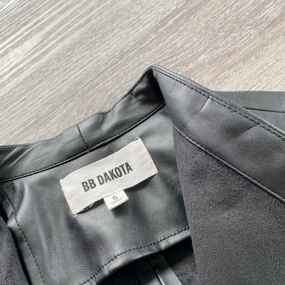 Leather Jacket - Picture 2 of 4